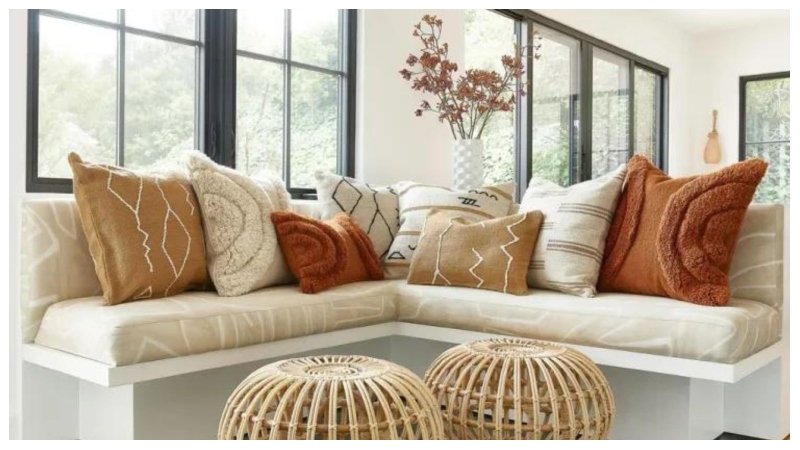 Throw Pillows